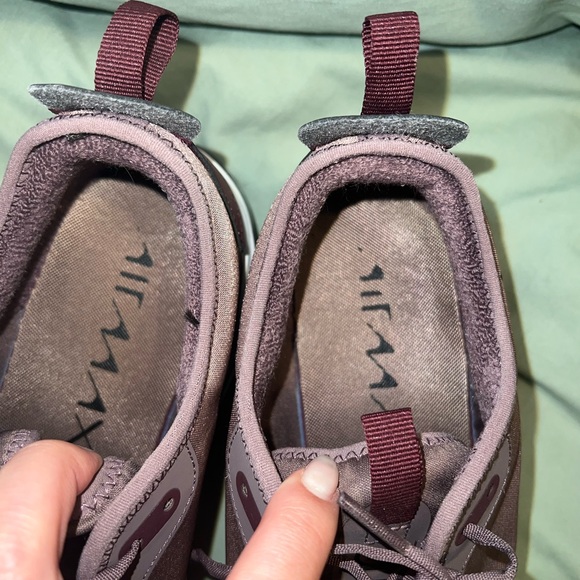 Nike AirMax Dia burgundy/maroon size 11 - Picture 2 of 6